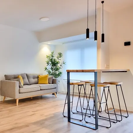 Egia Donostia Апартаменти Сан-Себастьян